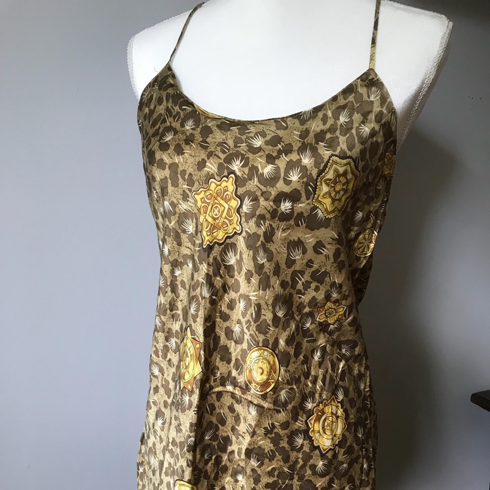 Victoria’s Secret 100% silk negligee size medium